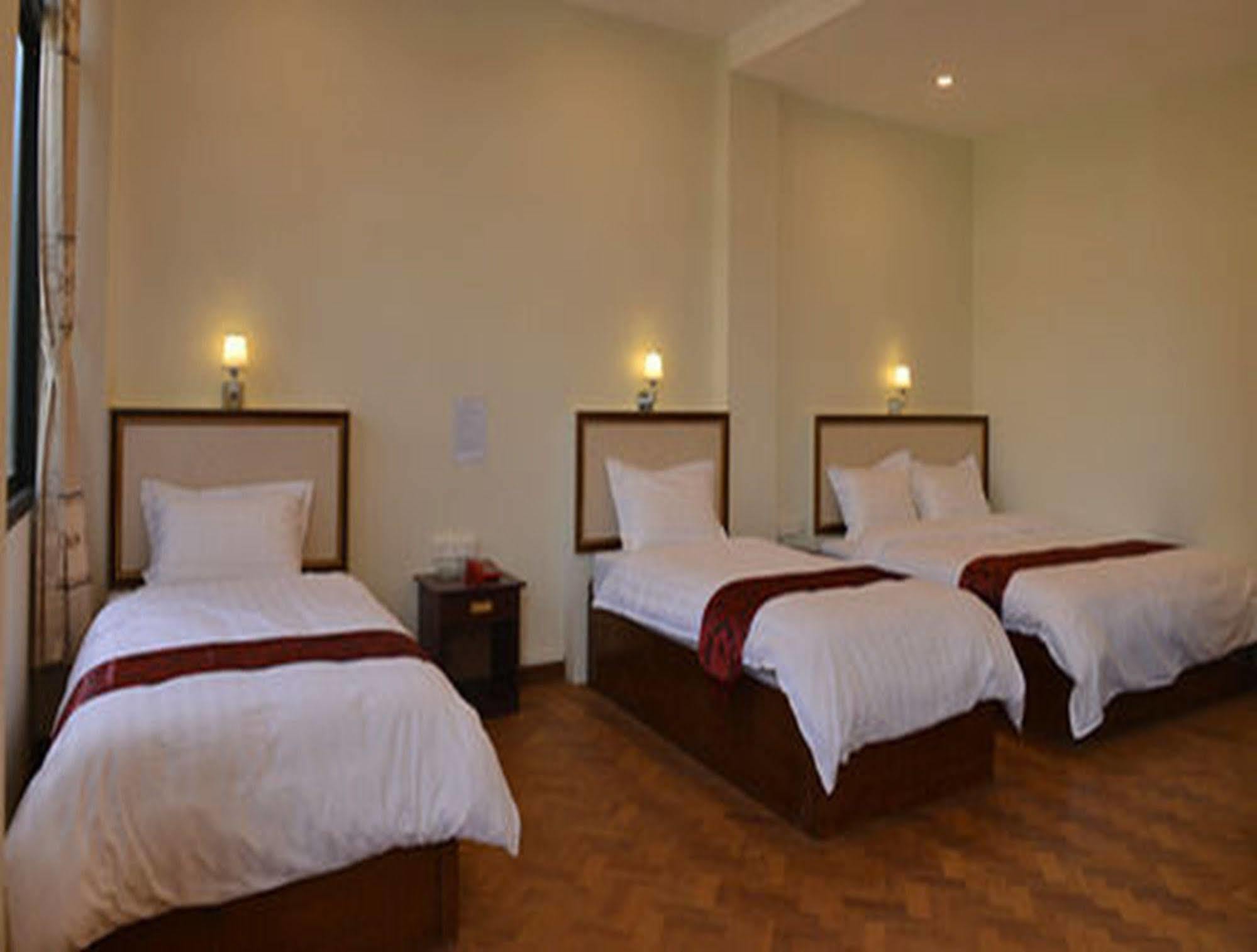 Hotel Мьичина Экстерьер фото